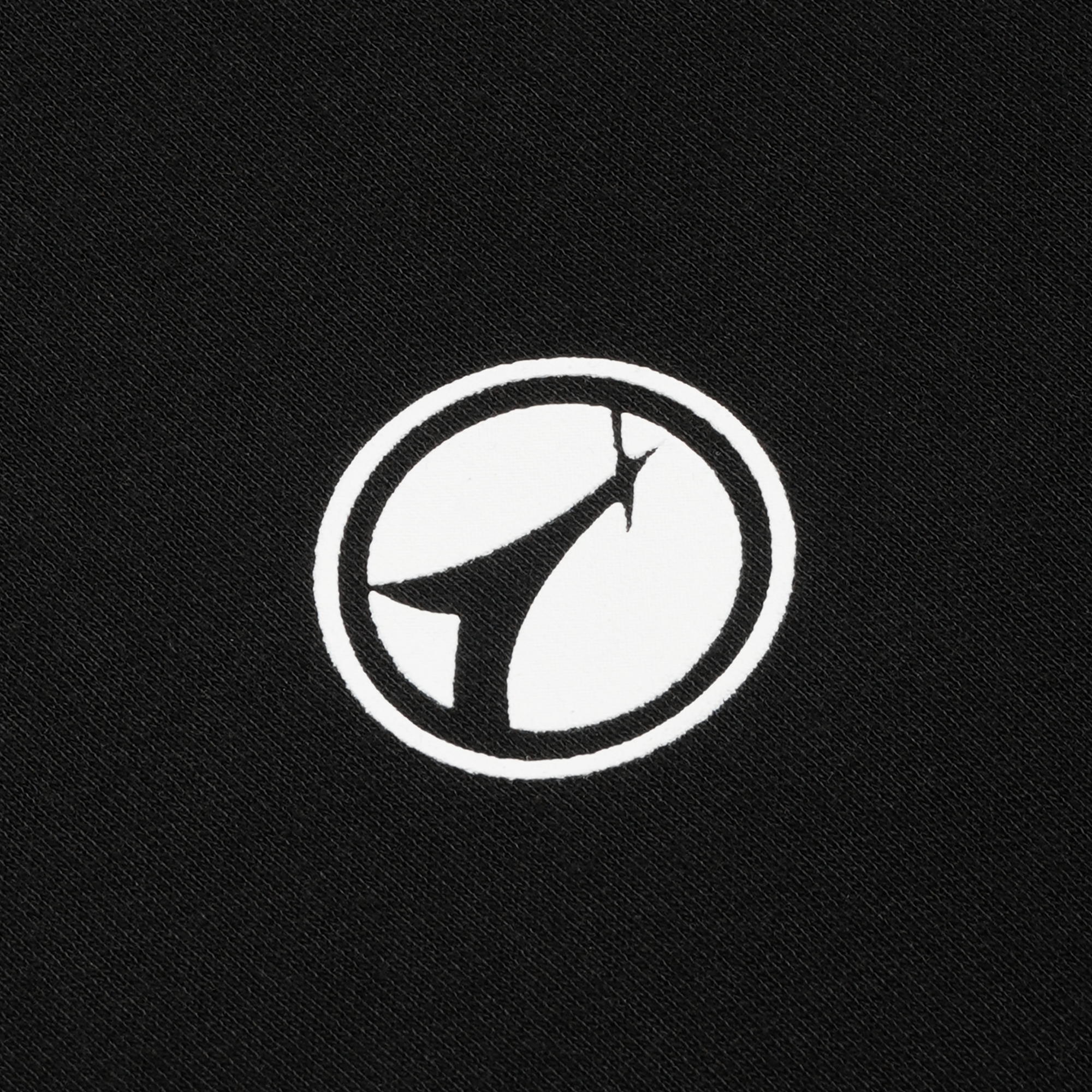 Essential Daily Wear T-shirt Black/White